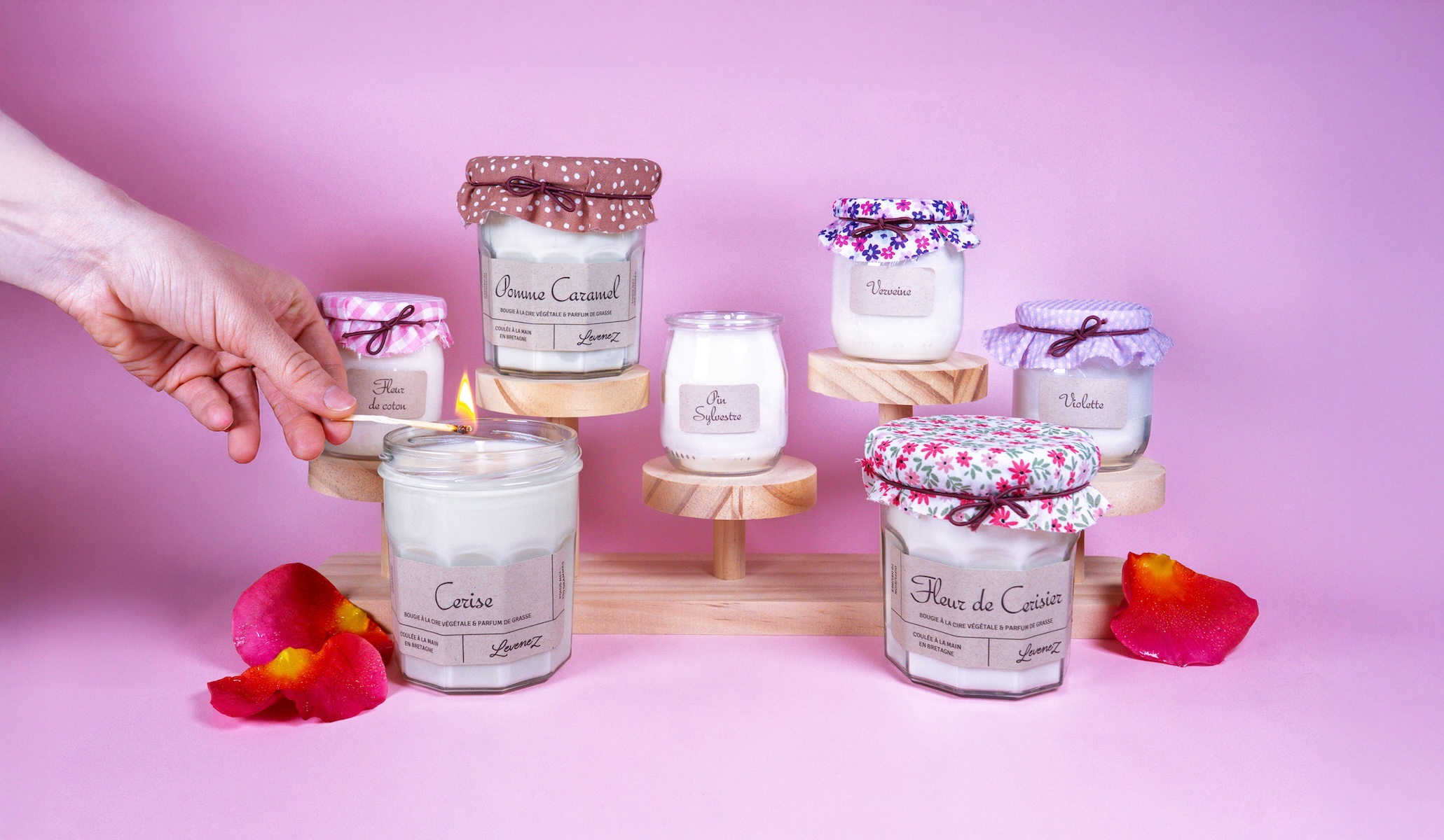 Bougie parfumée à message Pomme Abricot – pot de yaourt 100g – fin d&rsquo;année scolaire